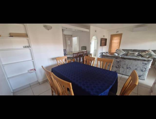 3 BEDROOM TOWNHOUSE FOR SALE IN GLENMORE BEACH